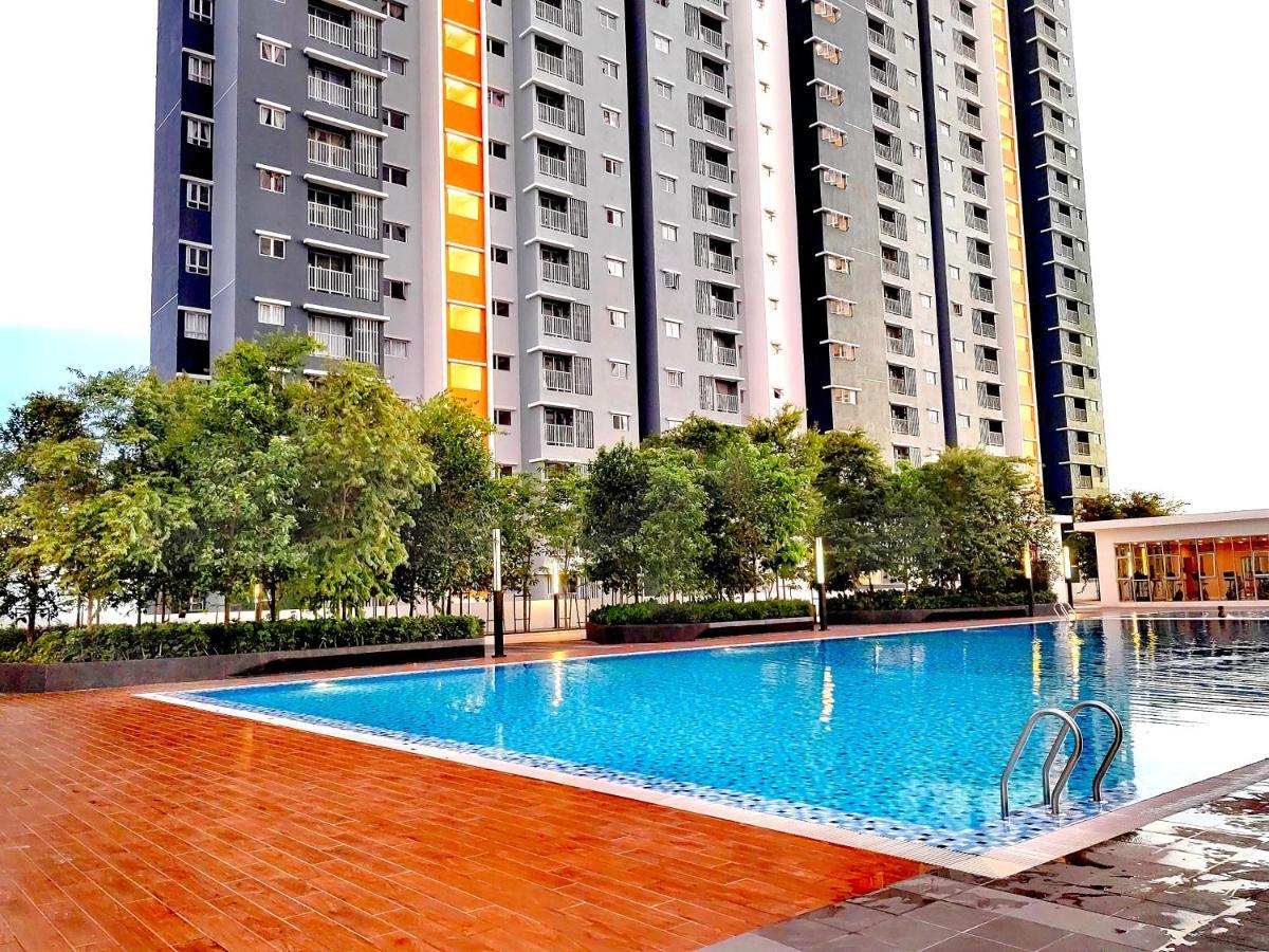 Alanis Residence 7 Pax @ Sepang Klia Kota Warisan Exteriér fotografie
